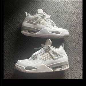SOLD- Air Jordan 4 retro white Oreo
